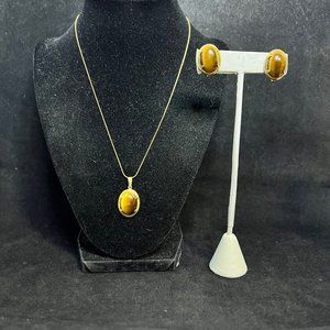 Vintage Gold Tone Tigers Eye S Link Chain Necklace And Screw Back Earrings (3573